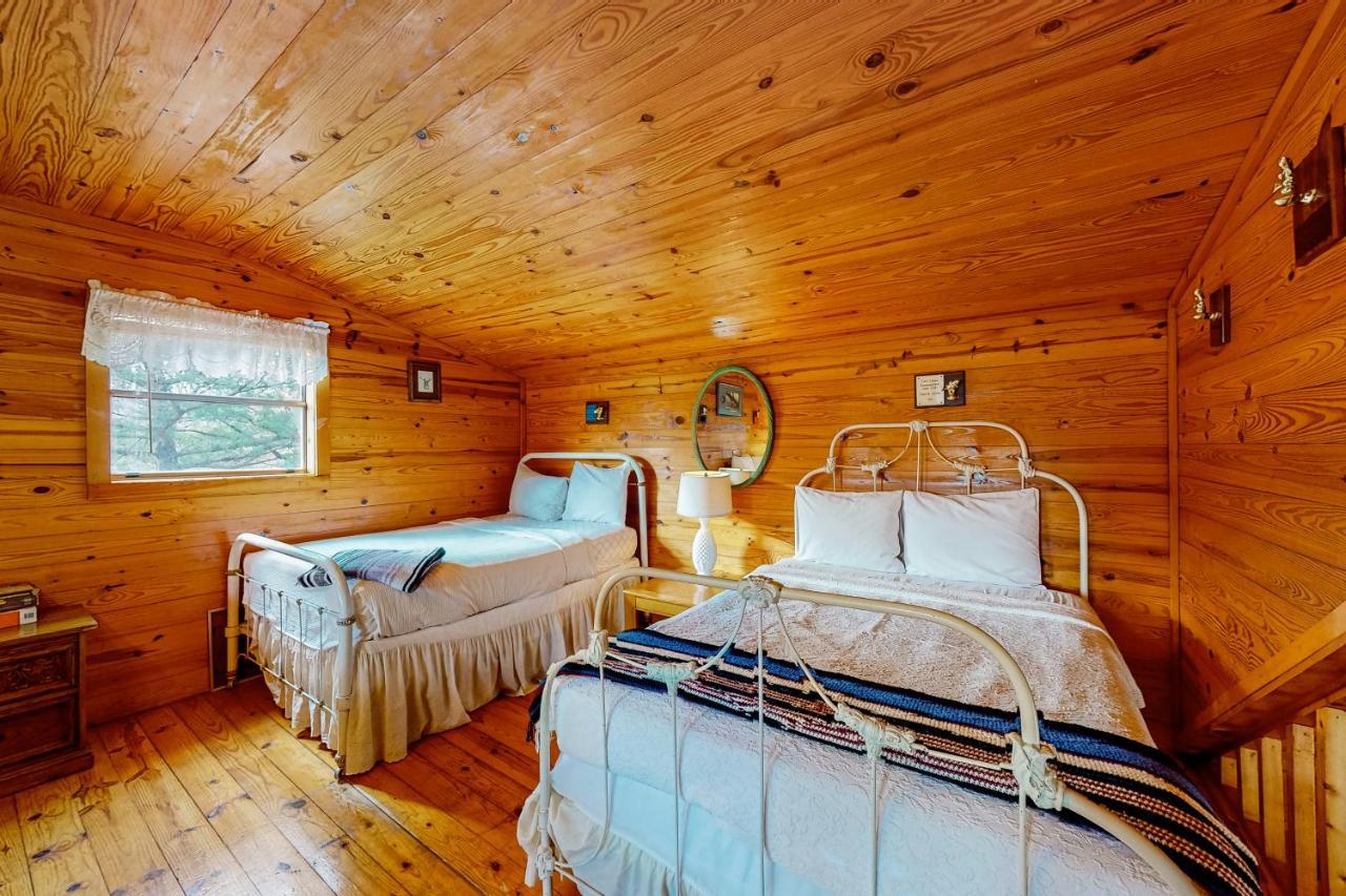 Charlie'S Ol' Fishing Cabin Юрика Спрингс Экстерьер фото